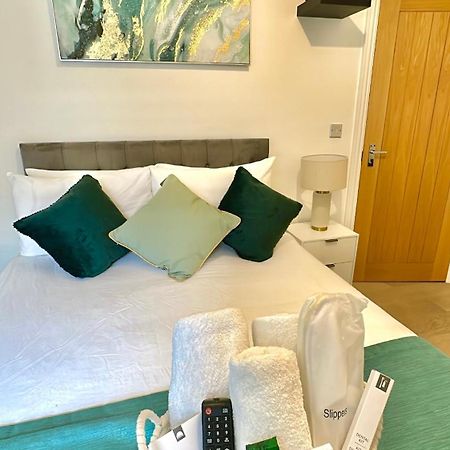 The Green Luxe En-Suite In Stratford London Eksteriør billede